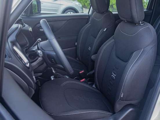 JEEP-RENEGADE-1.3 T270 TURBO FLEX ALTITUDE AT6 JEEP-RENEGADE-2025