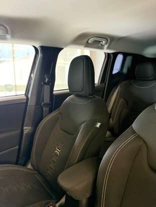 JEEP-RENEGADE-2024