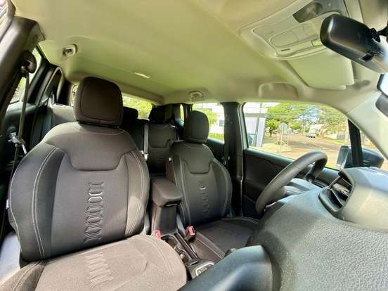 JEEP-RENEGADE-2023
