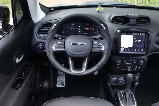 JEEP-RENEGADE-1.3 T270 TURBO FLEX WILLYS 4X4 AT9 JEEP-RENEGADE-2024