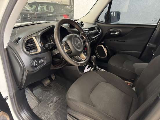 JEEP-RENEGADE-1.8 16V FLEX SPORT 4P AUTOMÁTICO JEEP-RENEGADE-2016