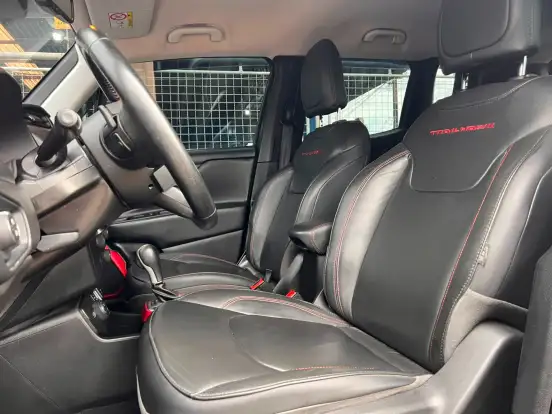 JEEP-RENEGADE-2.0 16V TURBO DIESEL TRAILHAWK 4P 4X4 AUTOMÁTICO JEEP-RENEGADE-2019