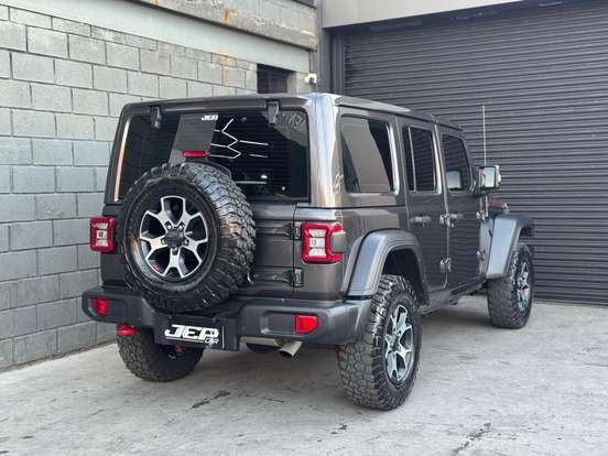 JEEP-WRANGLER-2021