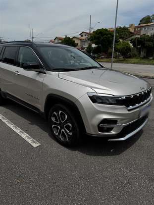 JEEP-COMMANDER-2022