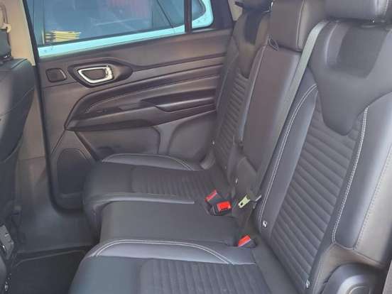 JEEP-COMMANDER-1.3 T270 TURBO FLEX LONGITUDE AT6 JEEP-COMMANDER-2024