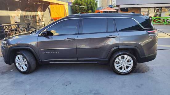 JEEP-COMMANDER-2024