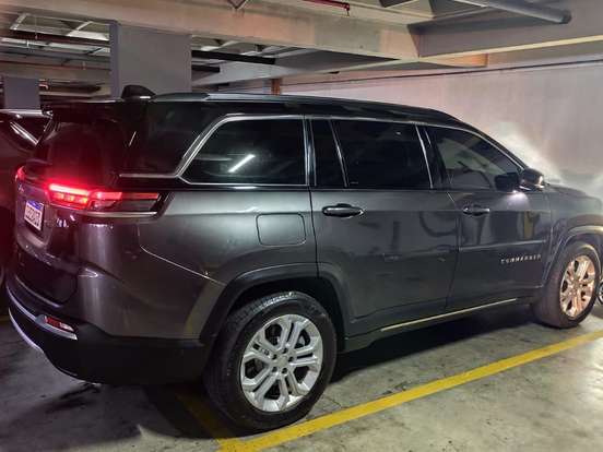 JEEP-COMMANDER-1.3 T270 TURBO FLEX LONGITUDE AT6 JEEP-COMMANDER-2024
