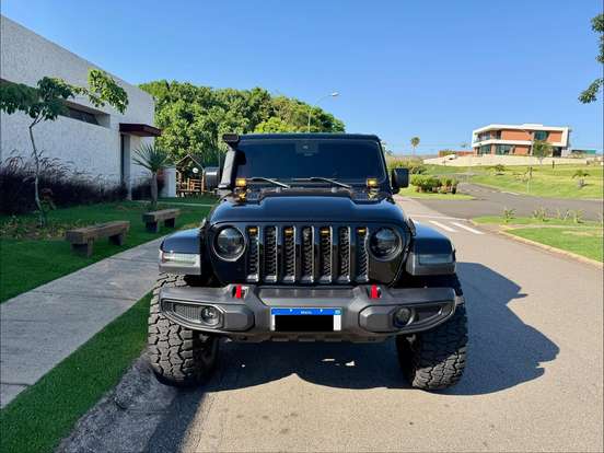 JEEP-GLADIATOR-2022