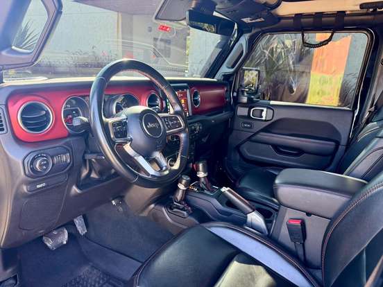 JEEP-GLADIATOR-2022