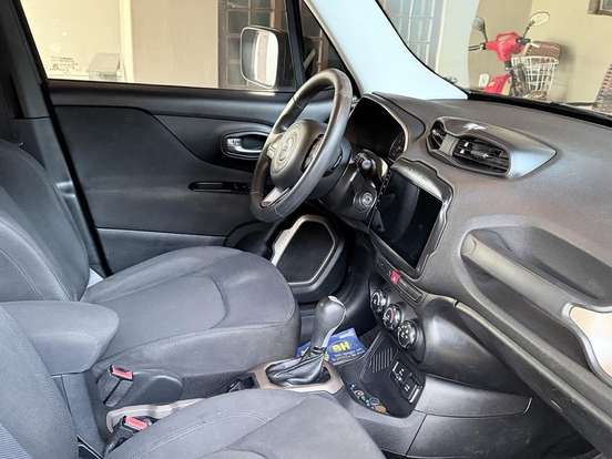 JEEP-RENEGADE-1.8 16V FLEX SPORT 4P AUTOMÁTICO JEEP-RENEGADE-2016