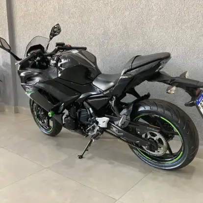 KAWASAKI-NINJA 650 ABS-2021