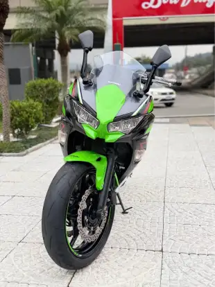 KAWASAKI-NINJA 650 ABS-2022