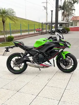KAWASAKI-NINJA 650 ABS-2022