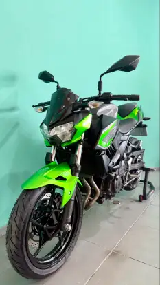 KAWASAKI-Z400-2021
