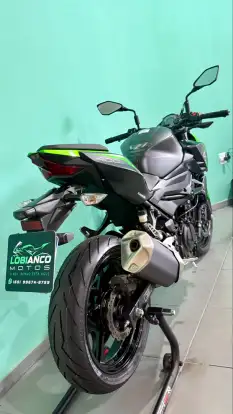 KAWASAKI-Z400-2021