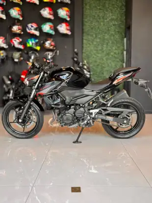 KAWASAKI-Z400-2024