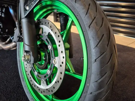 KAWASAKI-Z500 SE KAWASAKI-Z500 SE-2025