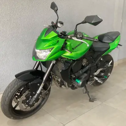 KAWASAKI-Z-750 KAWASAKI-Z-750-2012