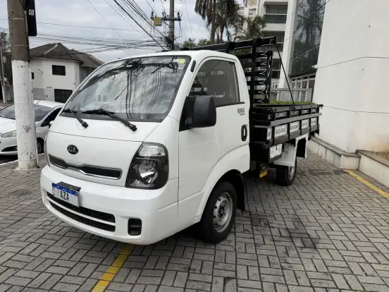 KIA-BONGO-2021