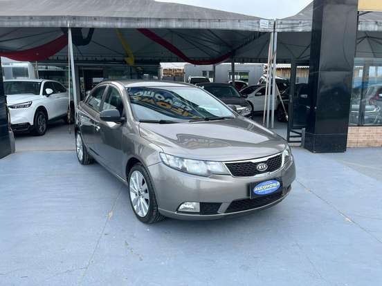KIA-CERATO-2012