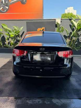 KIA-CERATO-1.6 EX3 SEDAN 16V GASOLINA 4P AUTOMÁTICO KIA-CERATO-2011