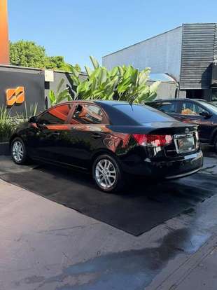 KIA-CERATO-2011