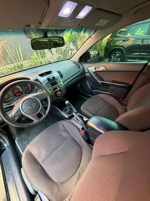 KIA-CERATO-2011