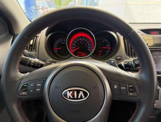 KIA-CERATO-2012