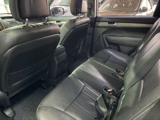 KIA-SORENTO-2.4 16V GASOLINA EX AUTOMÁTICO KIA-SORENTO-2011