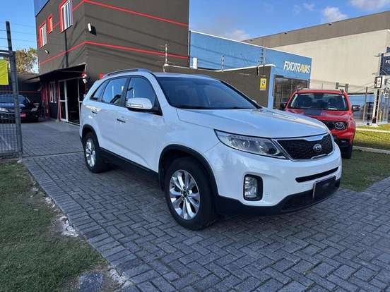KIA-SORENTO-2014