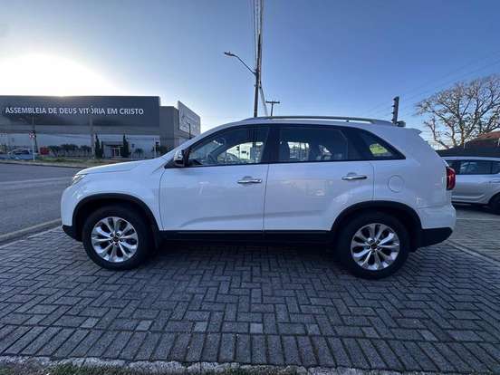 KIA-SORENTO-2014