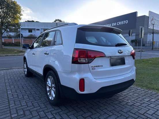 KIA-SORENTO-2014
