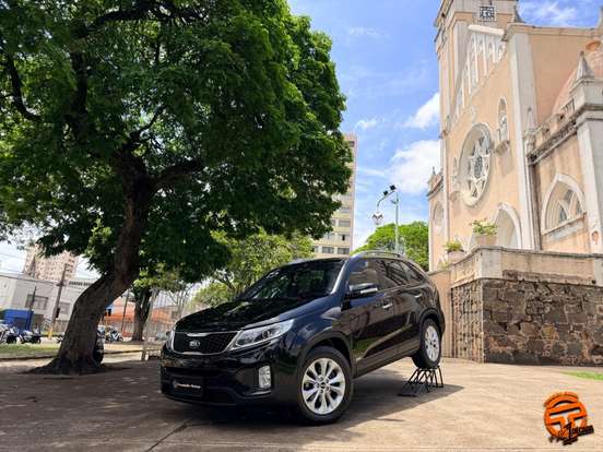 KIA-SORENTO-3.5 V6 GASOLINA EX 7L 4WD AUTOMÁTICO KIA-SORENTO-2014