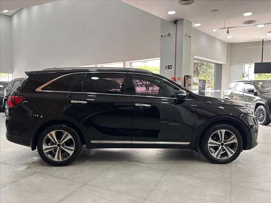 KIA-SORENTO-3.5 V6 GASOLINA EX 7L AUTOMATICO KIA-SORENTO-2018