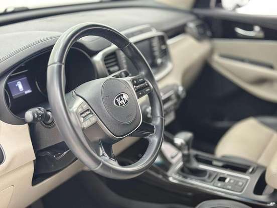 KIA-SORENTO-2020