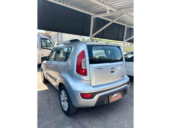 KIA-SOUL-1.6 EX 16V FLEX 4P AUTOMÁTICO KIA-SOUL-2011