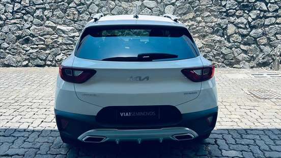 KIA-STONIC-2023