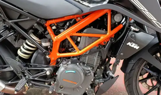 KTM-390 DUKE ABS-2023