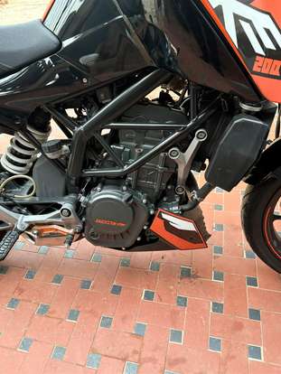 KTM-200 DUKE-2017