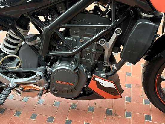 KTM-200 DUKE KTM-200 DUKE-2017