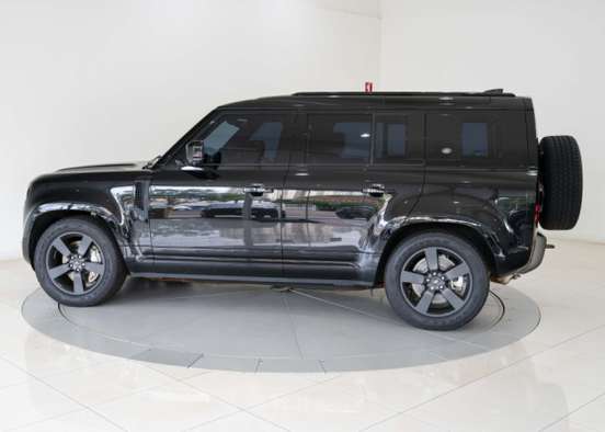 LAND ROVER-DEFENDER-2024