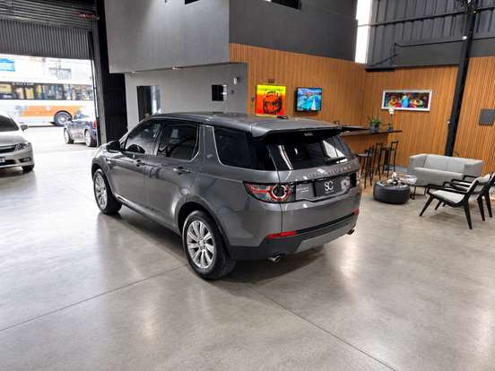 LAND ROVER-DISCOVERY SPORT-2016