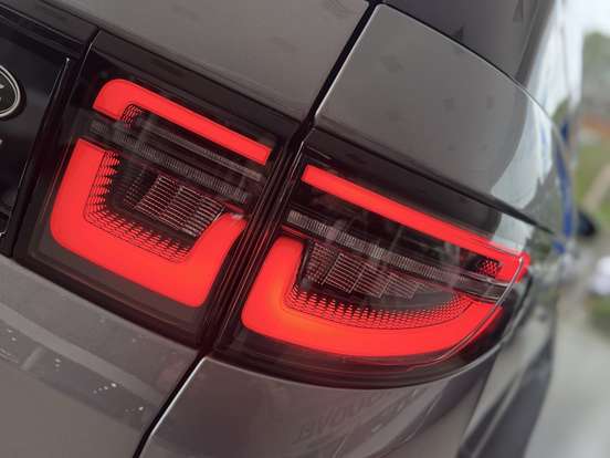 LAND ROVER-DISCOVERY SPORT-2022