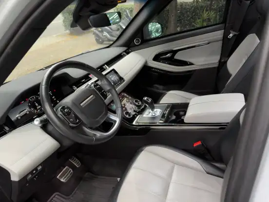LAND ROVER-RANGE ROVER EVOQUE-2.0 P250 FLEX R-DYNAMIC SE AWD AUTOMÁTICO LAND ROVER-RANGE ROVER EVOQUE-2020