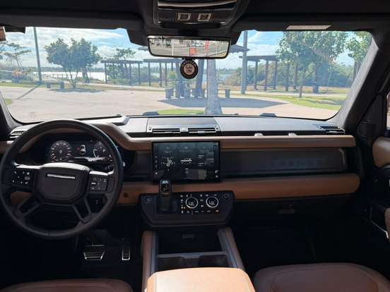 LAND ROVER-DEFENDER-2025