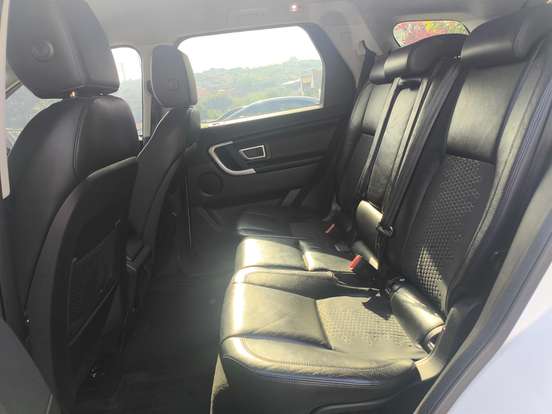 LAND ROVER-DISCOVERY SPORT-2016