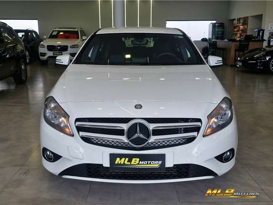 MERCEDES-BENZ-A 200-1.6 TURBO STYLE 16V GASOLINA 4P AUTOMÁTICO MERCEDES-BENZ-A 200-2013