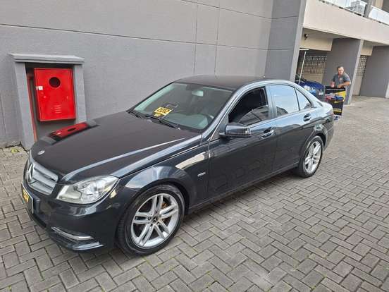 MERCEDES-BENZ-C 180-2011