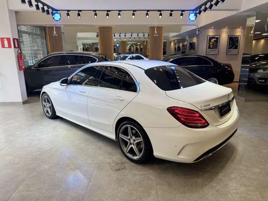 MERCEDES-BENZ-C 250-2.0 CGI SPORT TURBO 16V GASOLINA 4P AUTOMÁTICO MERCEDES-BENZ-C 250-2015
