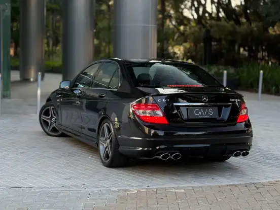 MERCEDES-BENZ-C 63 AMG-2010